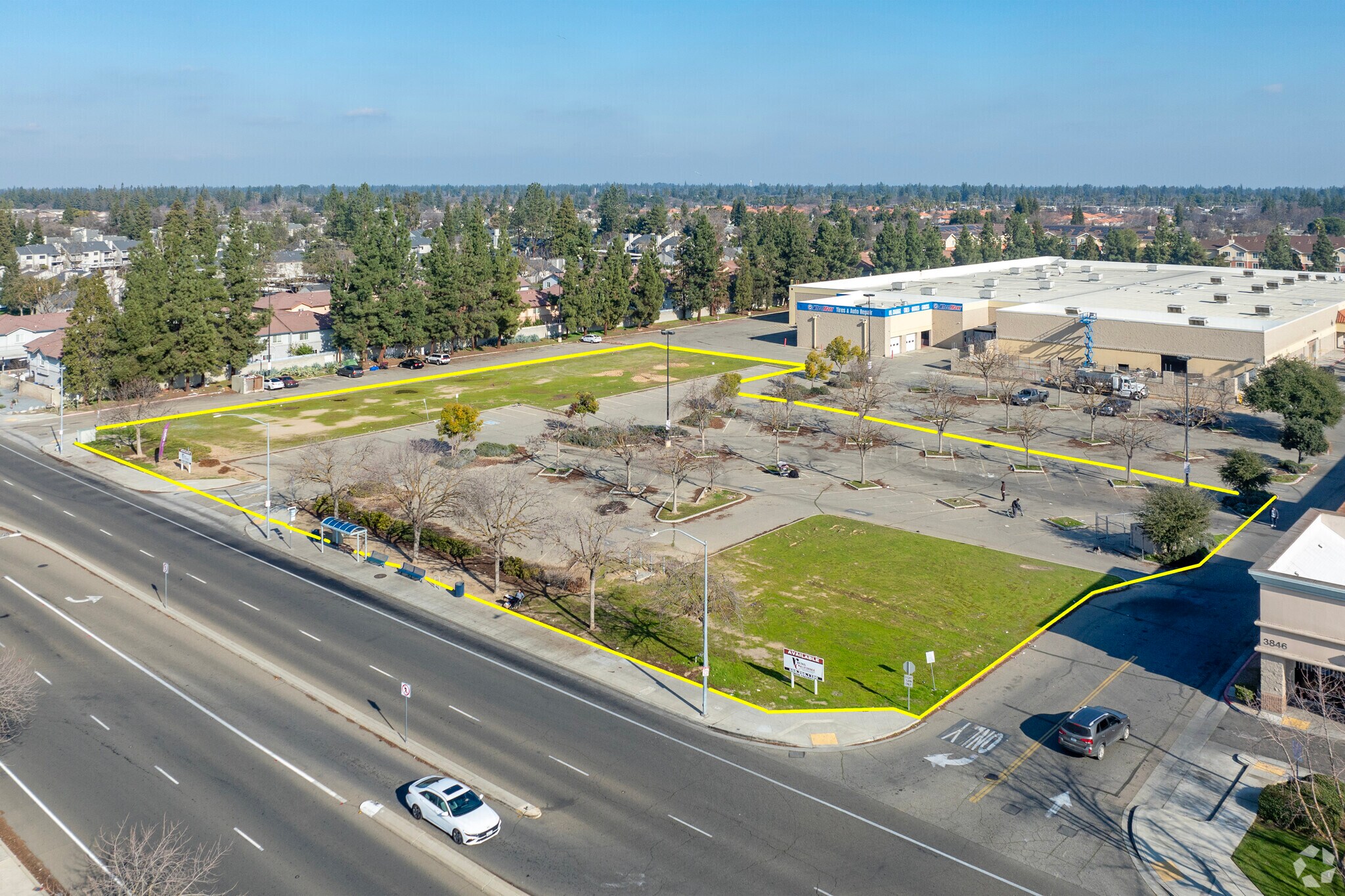 3732 W Shaw Ave, Fresno, CA for sale Building Photo- Image 1 of 1
