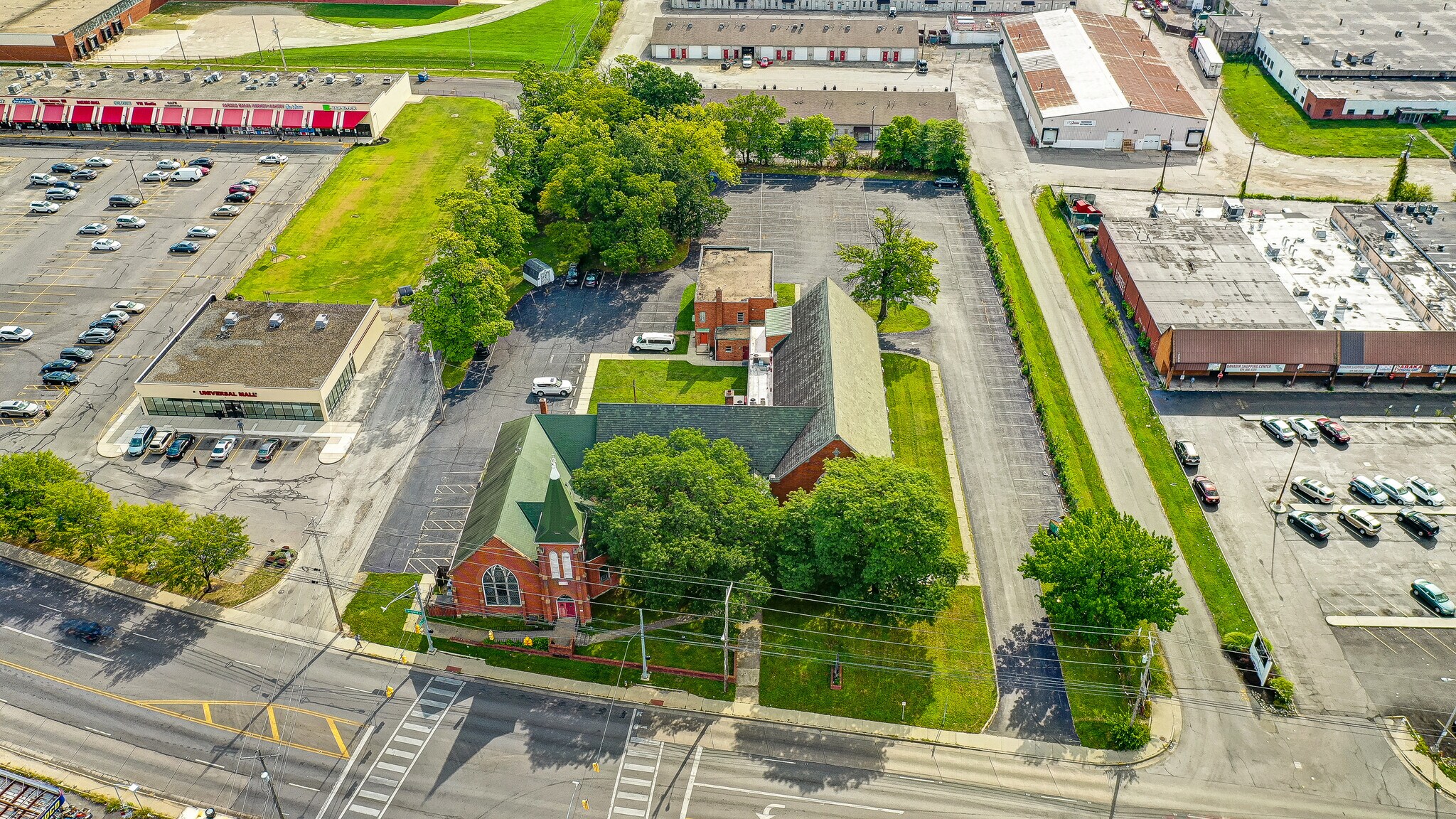 3300 Cleveland Ave, Columbus, OH 43224 Specialty for Sale