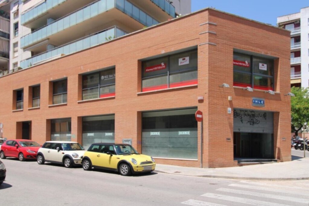 Multifamily in Vilanova i la Geltrú, Barcelona for sale Building Photo- Image 1 of 3