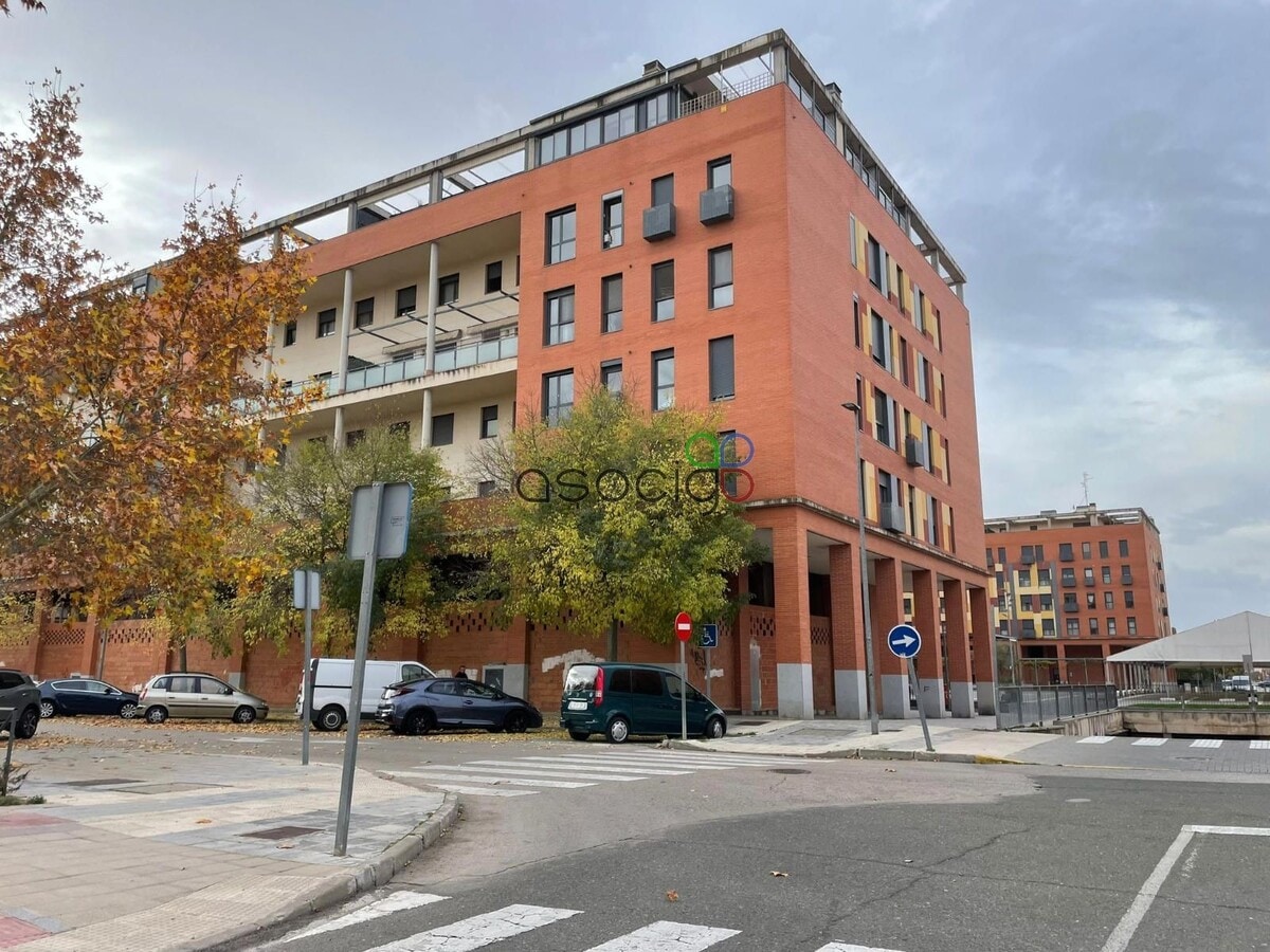 Azuqueca de Henares, GUA 19200 - Unit 08 -  - Interior Photo - Image 1 of 11