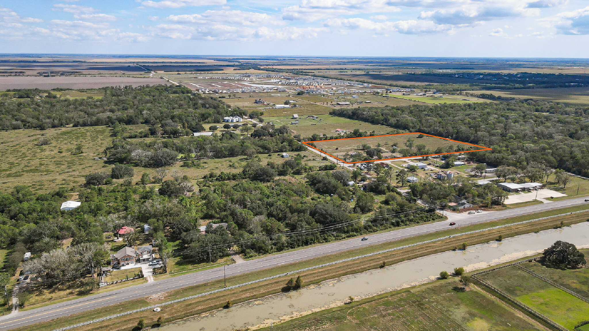 436 County 51 rd, Rosharon, TX for sale Primary Photo- Image 1 of 1