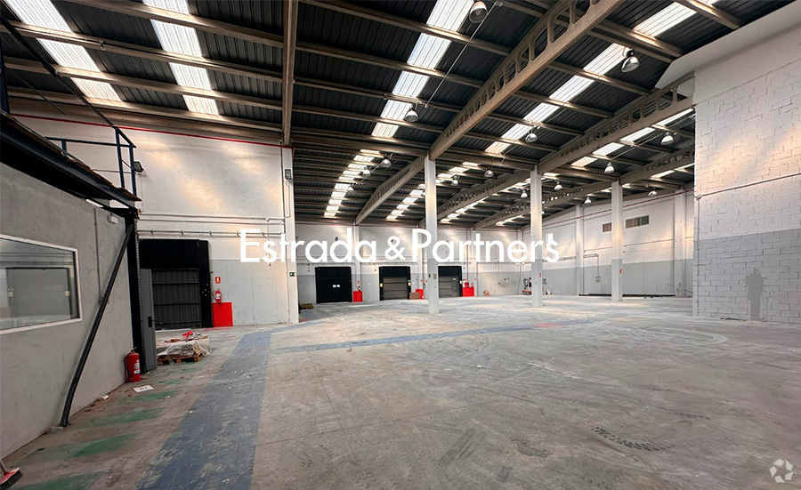 Industrial in Coslada, MAD for lease - Building Photo - Image 1 of 7