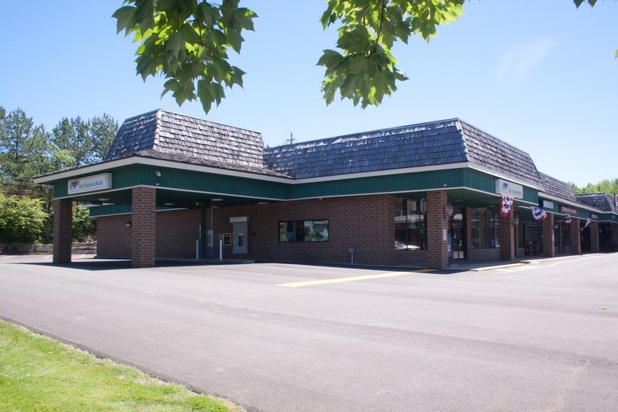 8389 Mayfield Rd, Chesterland, OH for lease - Building Photo - Image 2 of 5