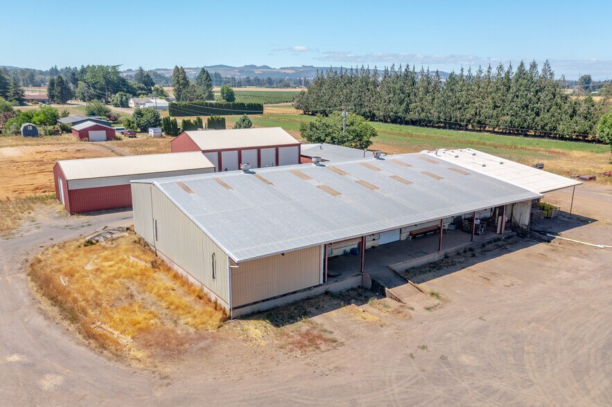 6494 Windsor Island Rd N, Keizer, OR for sale - Building Photo - Image 3 of 29