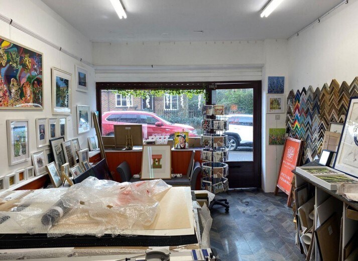 8-9 Grove Corner, Leatherhead for lease Building Photo- Image 1 of 1