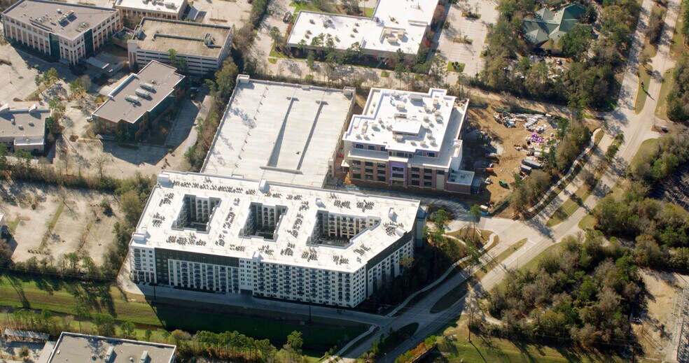 9000 Six Pines Dr, Shenandoah, TX for lease - Aerial - Image 2 of 3