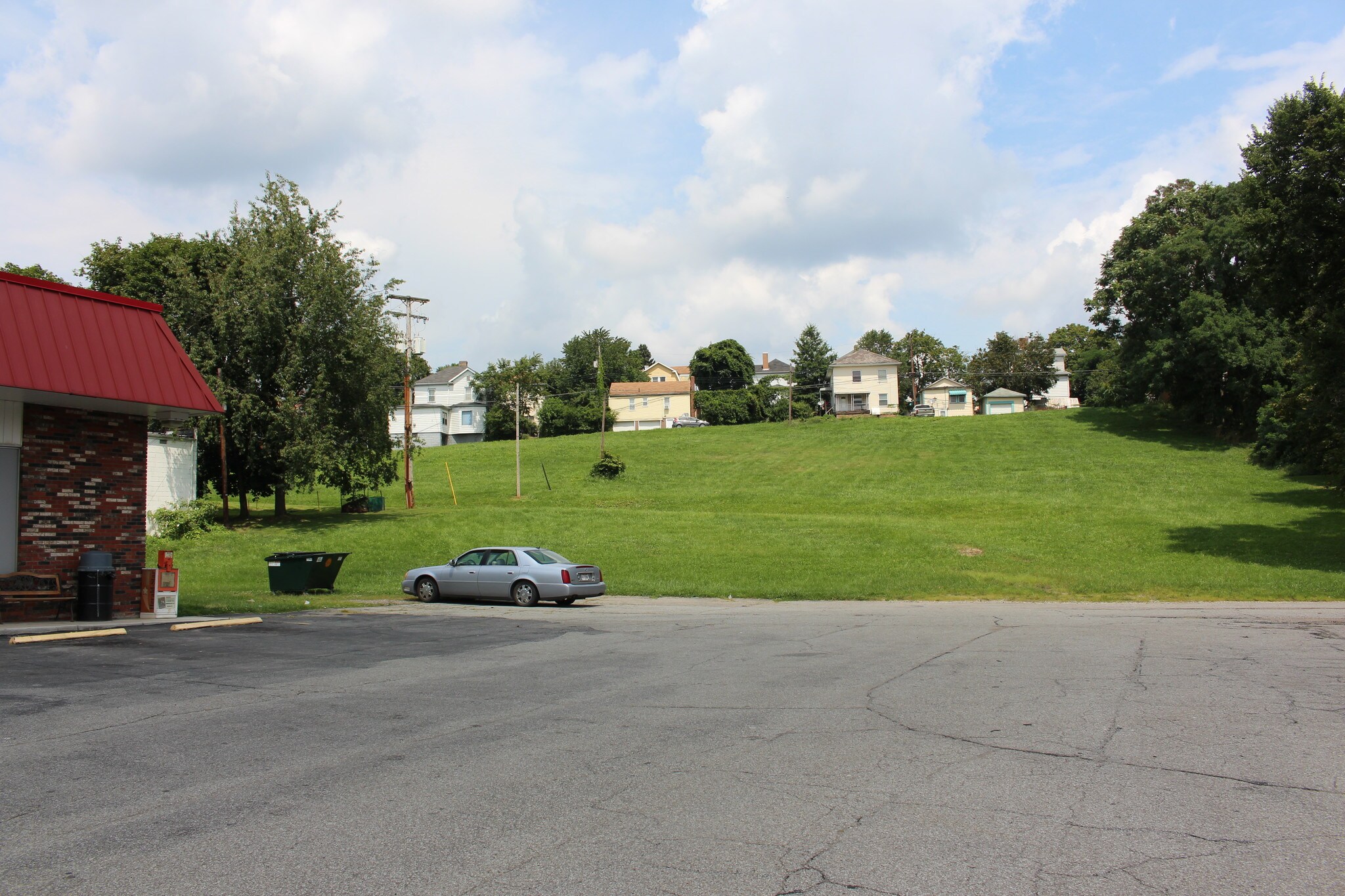 1521 Sunset Blvd, Steubenville, OH 43952 1521 Sunset Blvd