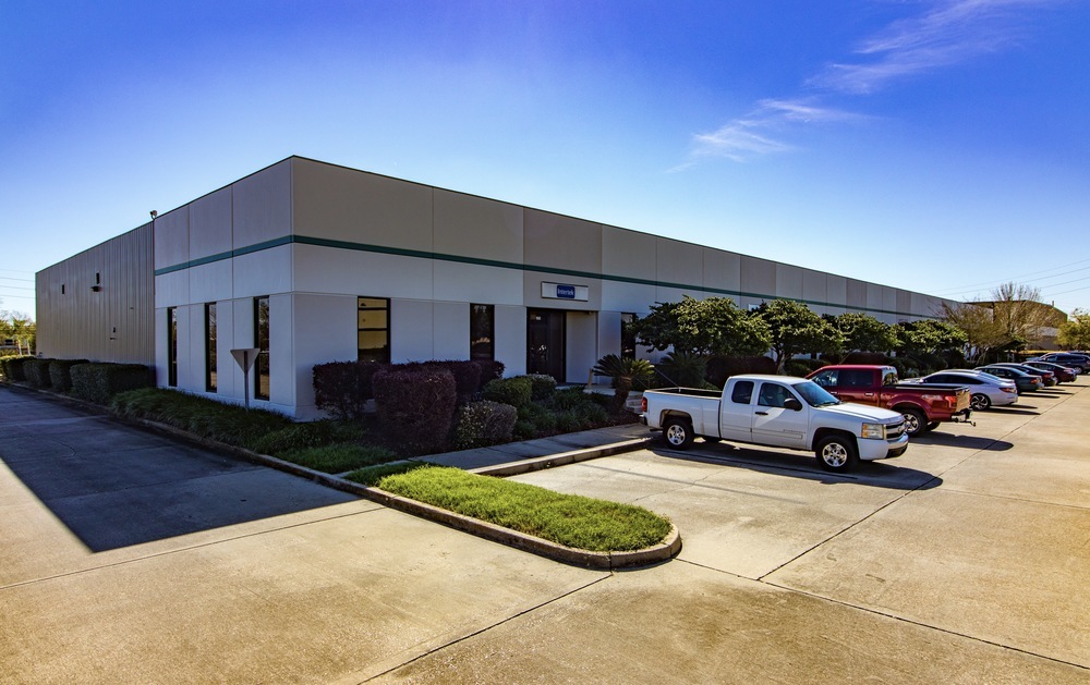 190 James Dr E, Saint Rose, LA for lease Building Photo- Image 1 of 3