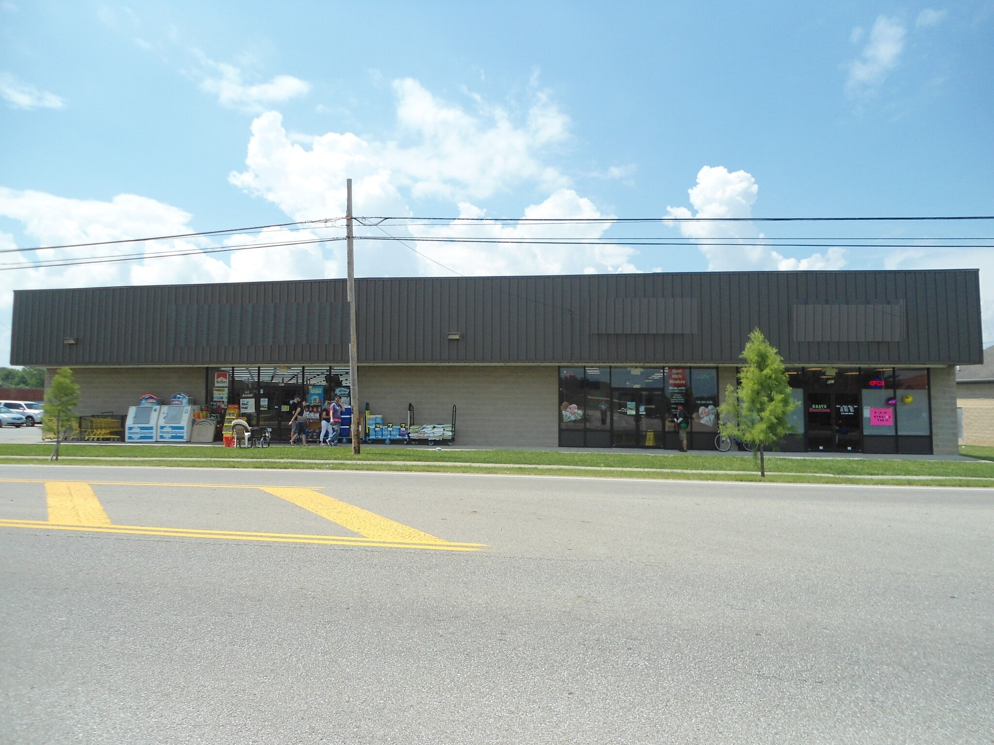 947-951 S Main St, Baltimore, OH for lease Building Photo- Image 1 of 1