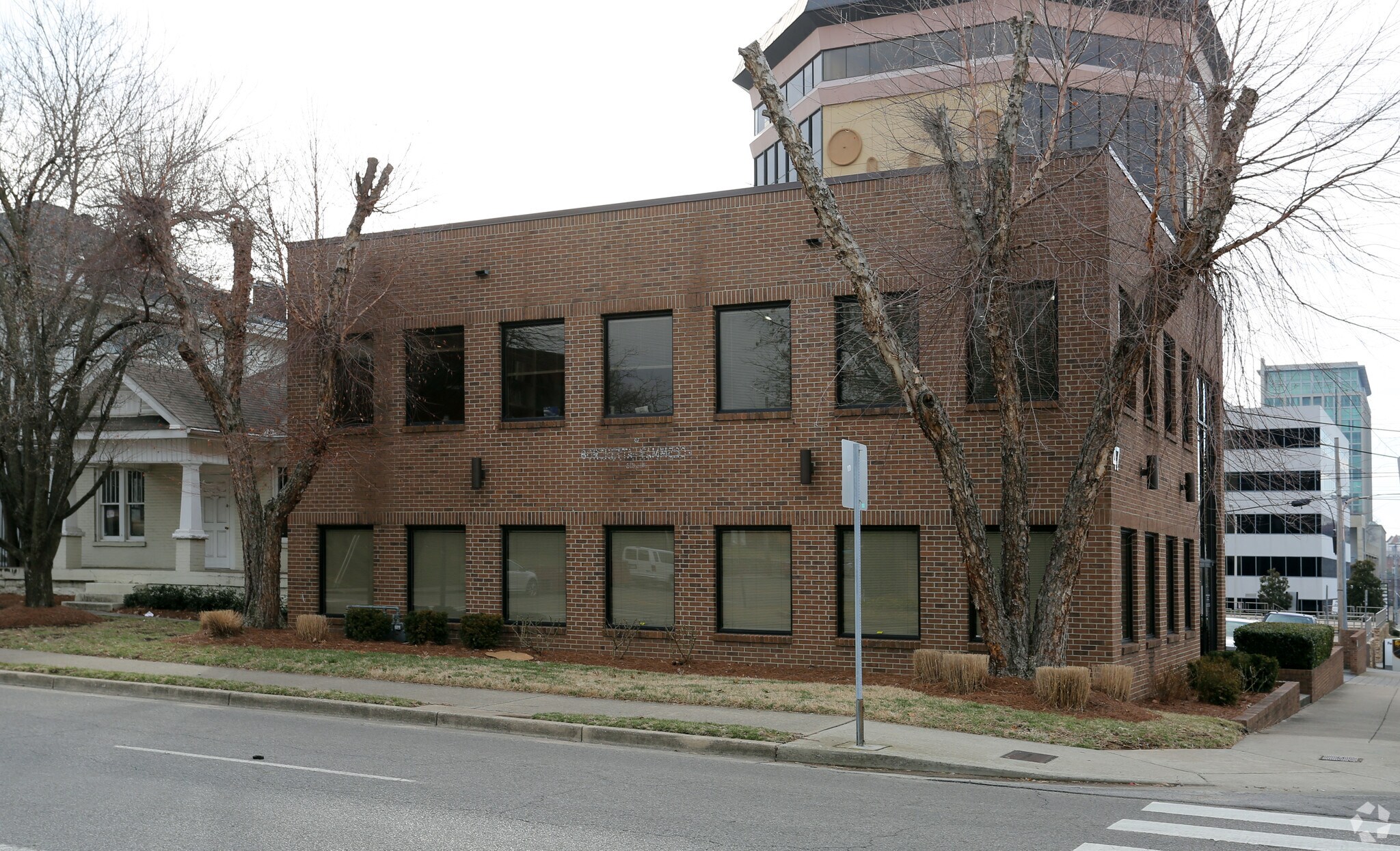 47 Music Sq E, Nashville, TN for lease Primary Photo- Image 1 of 3