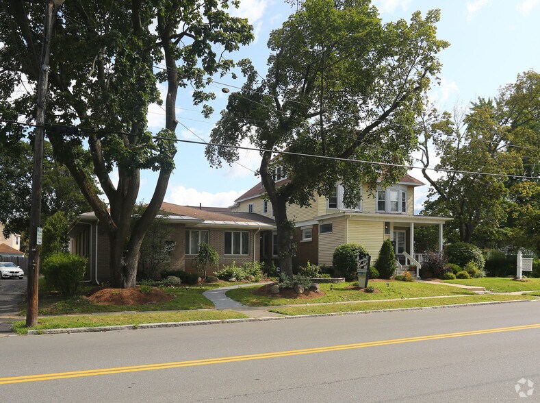 1541 Union St, Schenectady, NY for sale - Primary Photo - Image 1 of 1