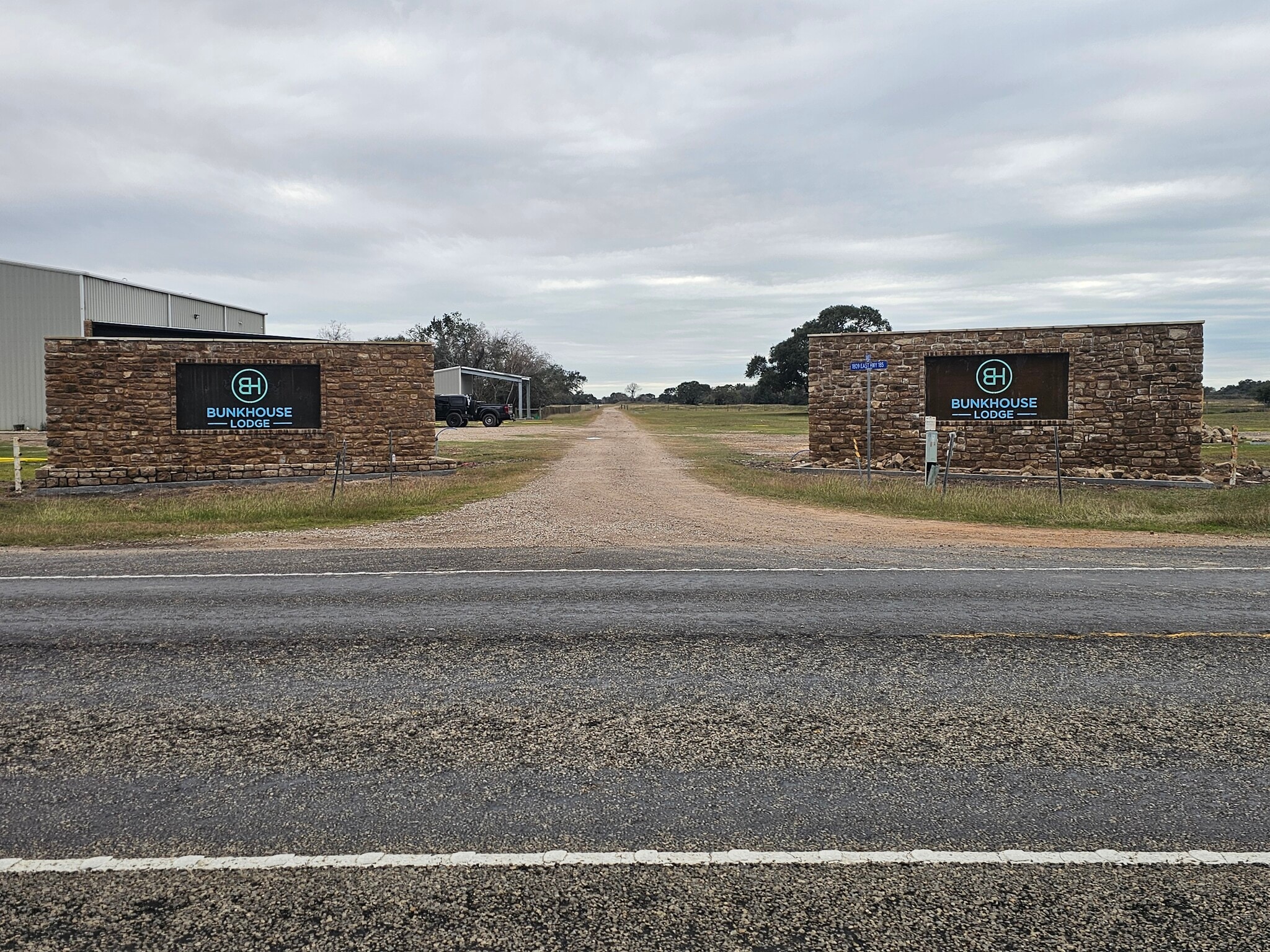 1811 State Highway 185 E, Seadrift, TX for sale Building Photo- Image 1 of 14