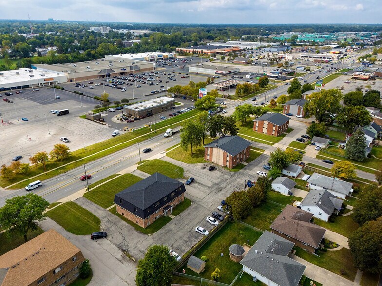 Multi-Family Portfolio portfolio of 3 properties for sale on LoopNet.com - Building Photo - Image 3 of 15