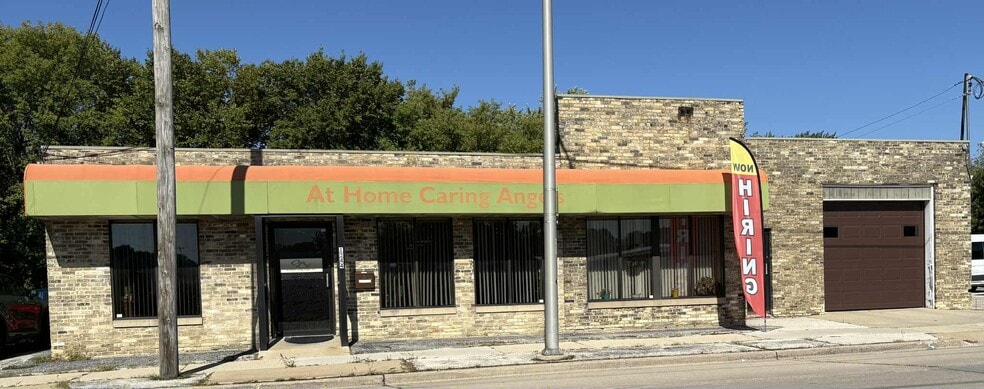 1344 Whiterock Ave, Waukesha, WI for sale - Building Photo - Image 2 of 9