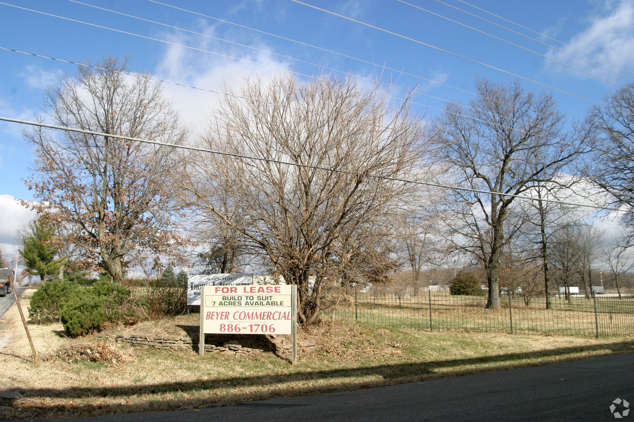 3039 E Pythian St, Springfield, MO for sale Primary Photo- Image 1 of 1