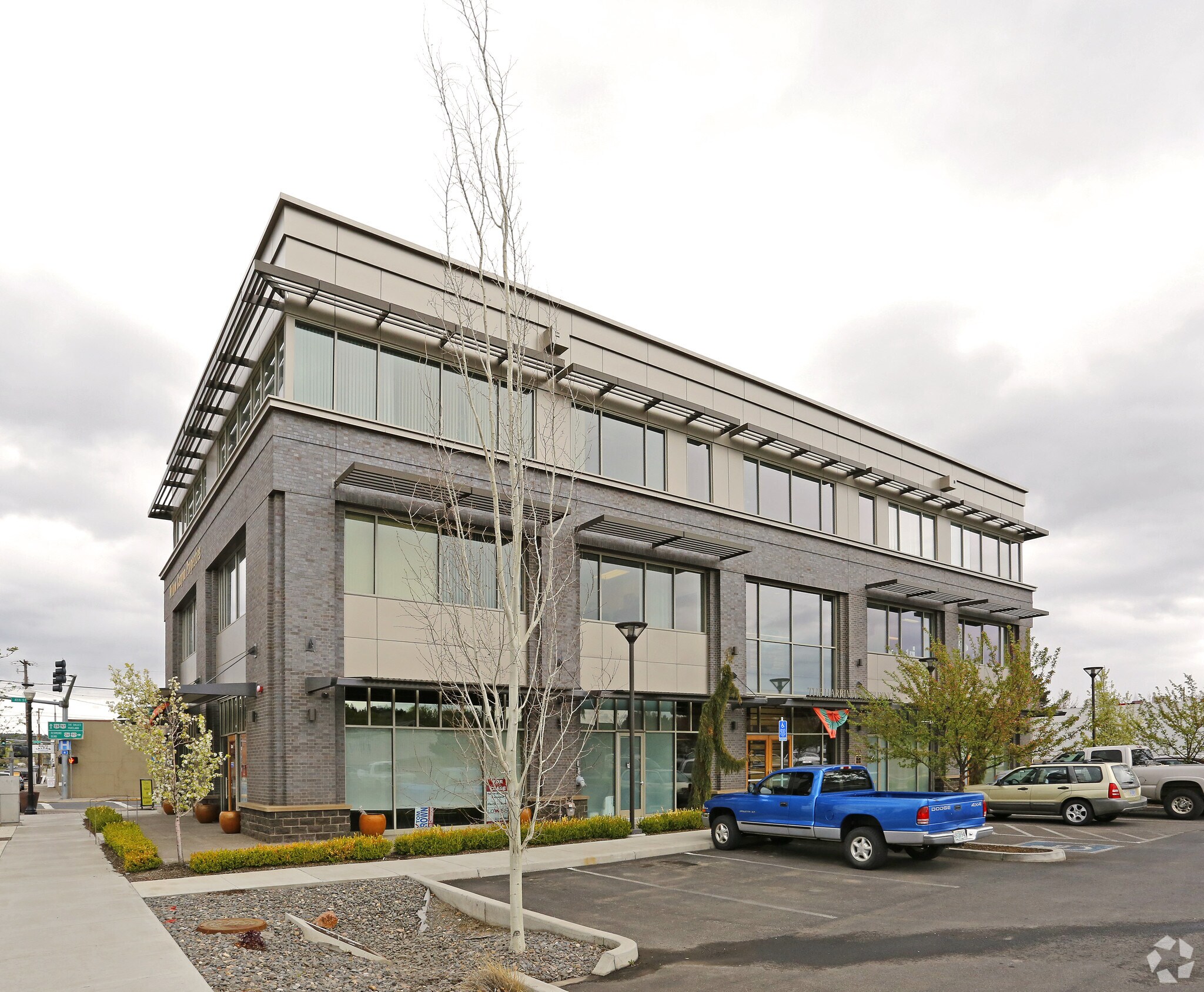 212 SW 4th St, Madras, OR for sale Primary Photo- Image 1 of 1