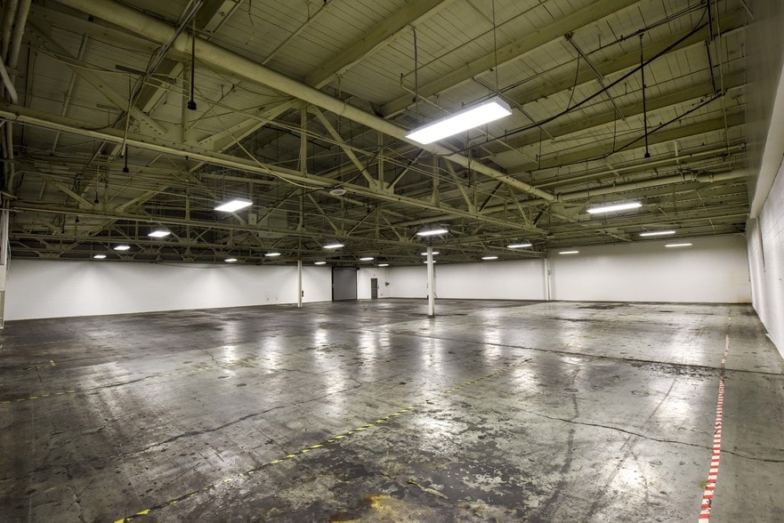 1670 East Circle Dr, Oaks, PA for lease - Interior Photo - Image 3 of 3