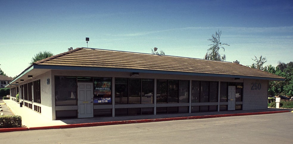 250-286 E Hamilton Ave, Campbell, CA for lease - Building Photo - Image 2 of 6