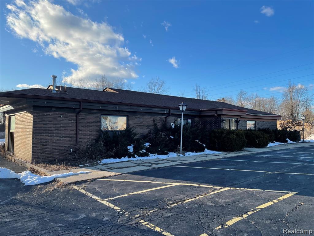 745 Capac Rd, Allenton, MI for sale Primary Photo- Image 1 of 1