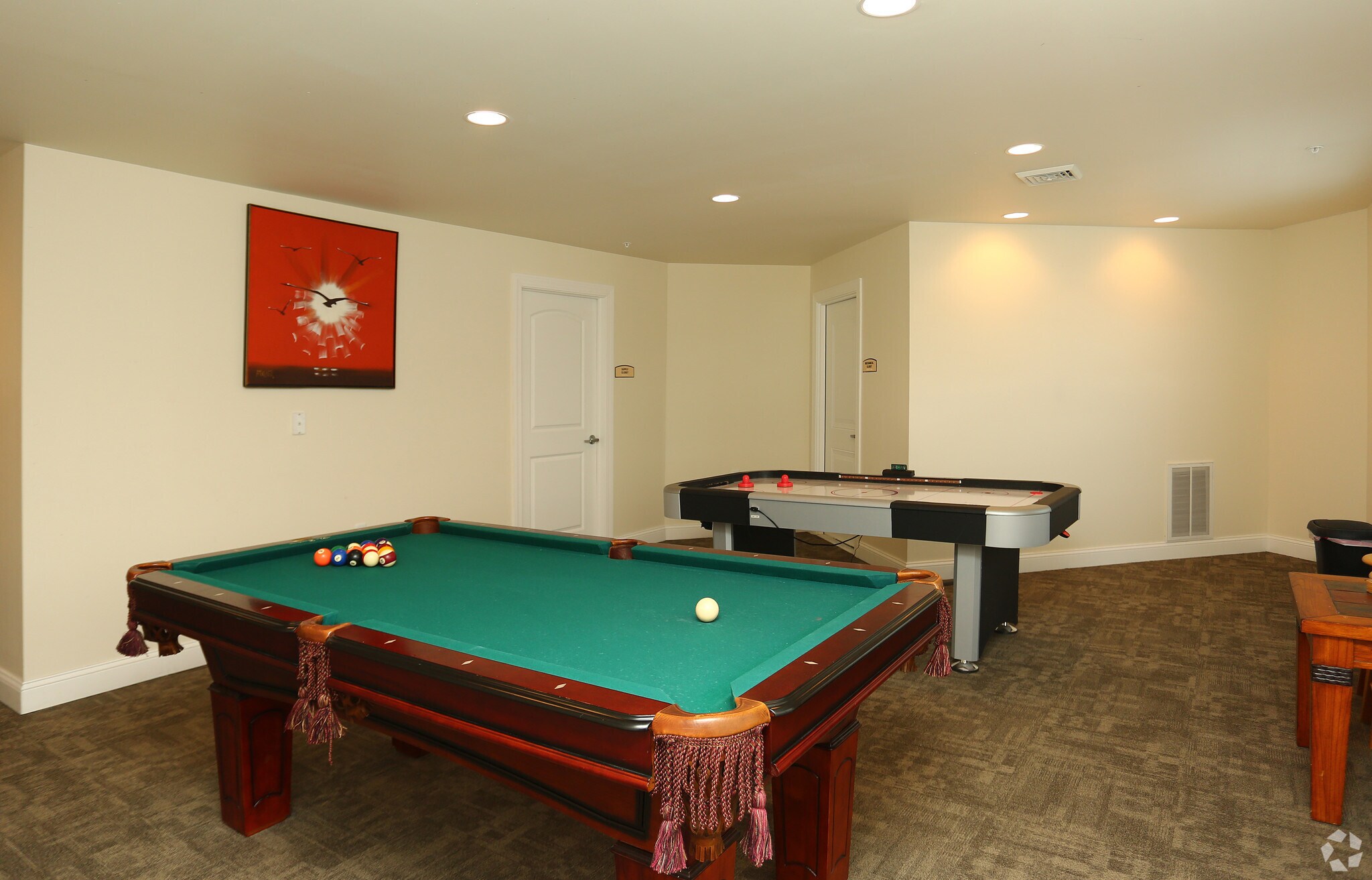 2 Donna Way, Troy, NY for sale Interior Photo- Image 1 of 1