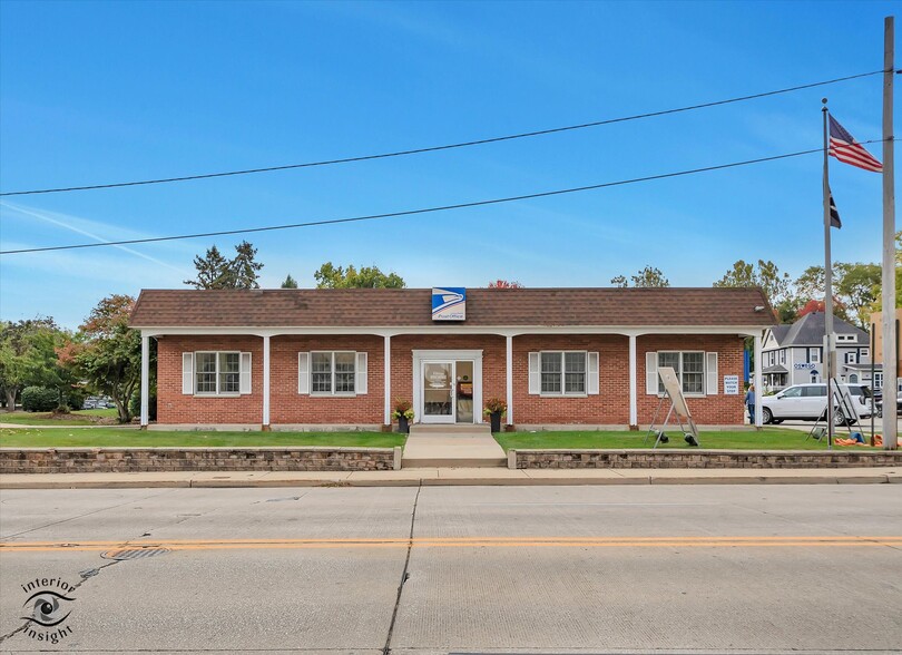 26 S Madison St, Oswego, IL for sale - Building Photo - Image 3 of 26