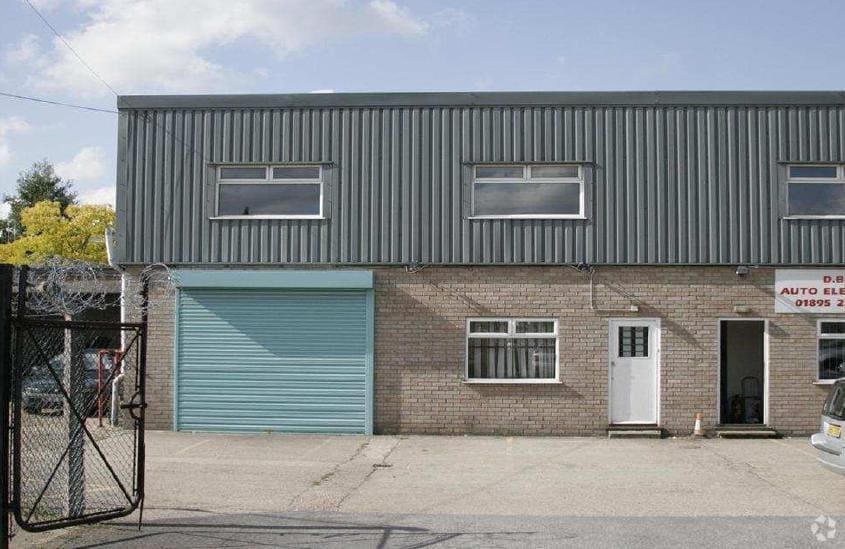 Lancaster Rd, Uxbridge for lease Primary Photo- Image 1 of 2