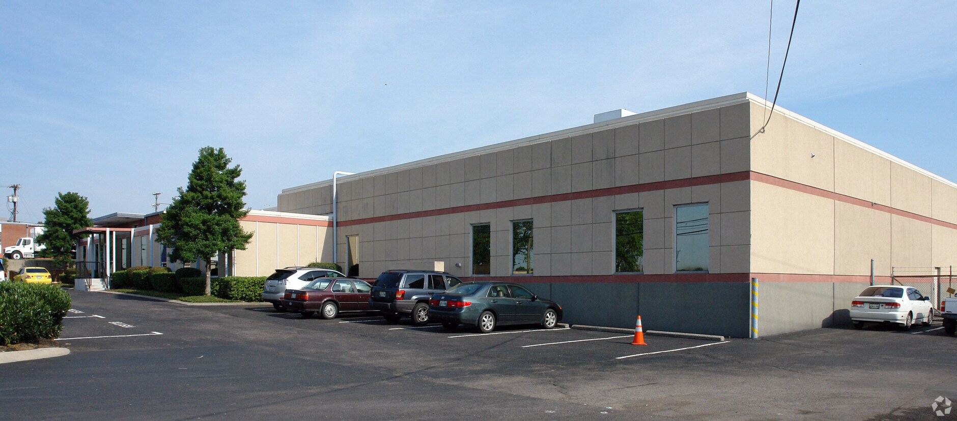 1504 Elm Hill Pike, Nashville, TN 37210