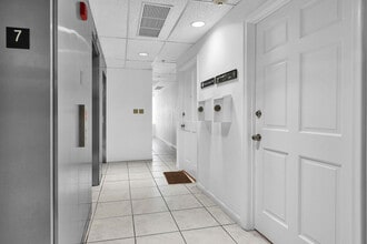 2150 Coral Way, Miami, FL for lease Interior Photo- Image 1 of 10