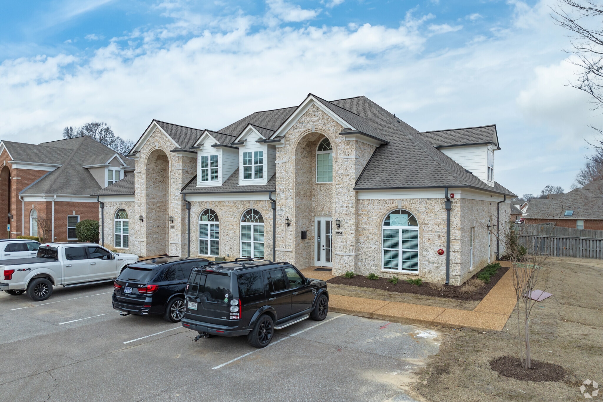 200 Grand Steeple Dr, Collierville, TN for lease Primary Photo- Image 1 of 8