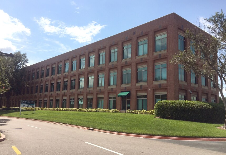 100 Carillon Pkwy, Saint Petersburg, FL 33716 Office for Lease