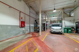Calle del Monte Olivetti, 27, Madrid, Madrid for lease Interior Photo- Image 1 of 52