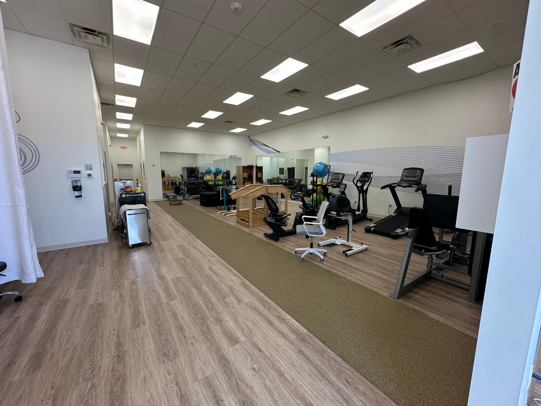 7910 W Grand Parkway S, Richmond, TX for lease Interior Photo- Image 1 of 22