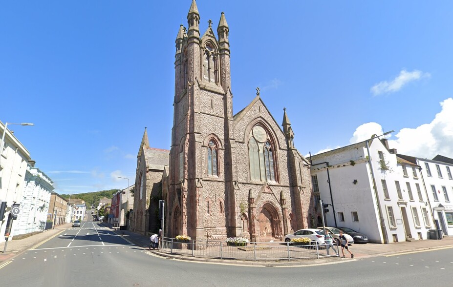 75 Lowther Street, Whitehaven for sale - Primary Photo - Image 1 of 8