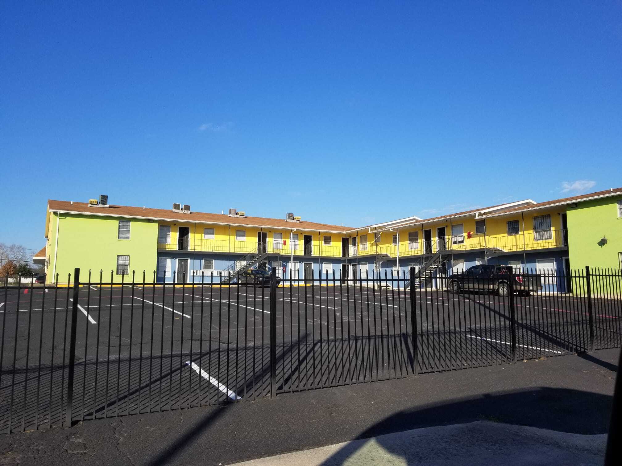 424 N Gilmer St, Killeen, TX for sale Primary Photo- Image 1 of 1