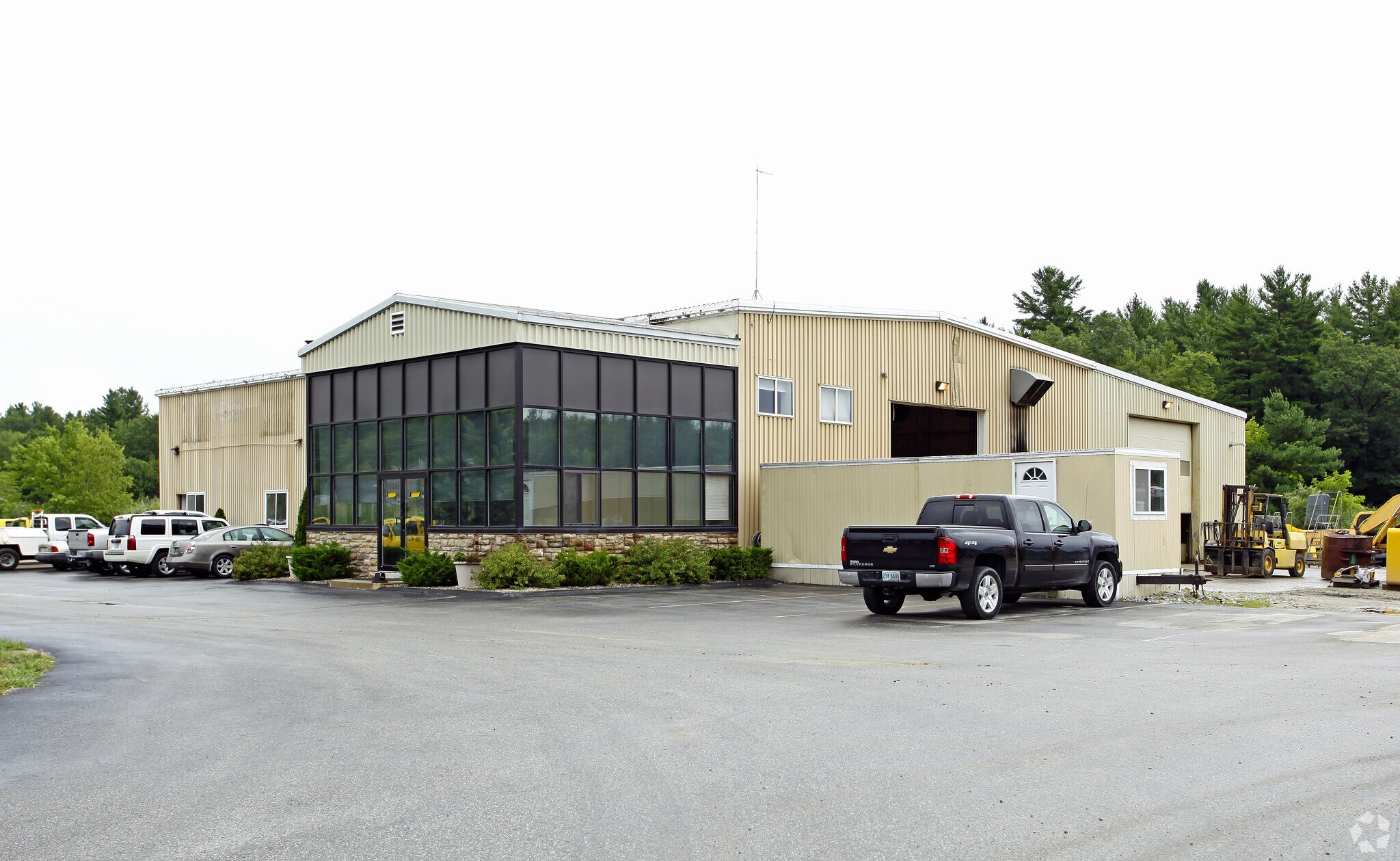 342 Rockingham Rd, Londonderry, NH for sale Primary Photo- Image 1 of 1