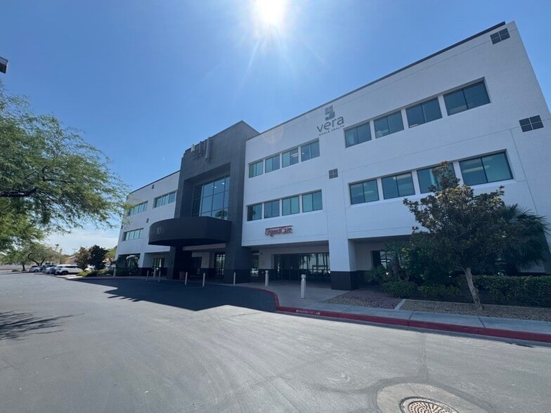 100 N Green Valley Pky, Henderson, NV for lease - Building Photo - Image 3 of 8