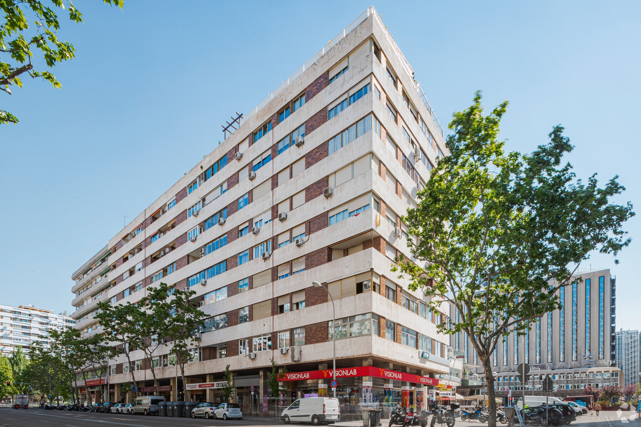 Calle de Orense, 26, Madrid, Madrid for lease Primary Photo- Image 1 of 3