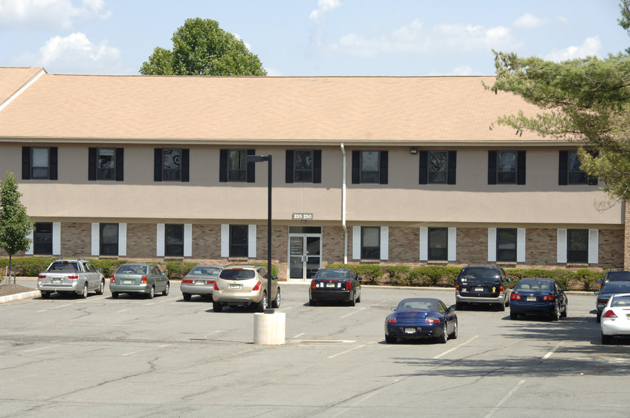 201-250 Wall St, Princeton, NJ for lease - Primary Photo - Image 1 of 3