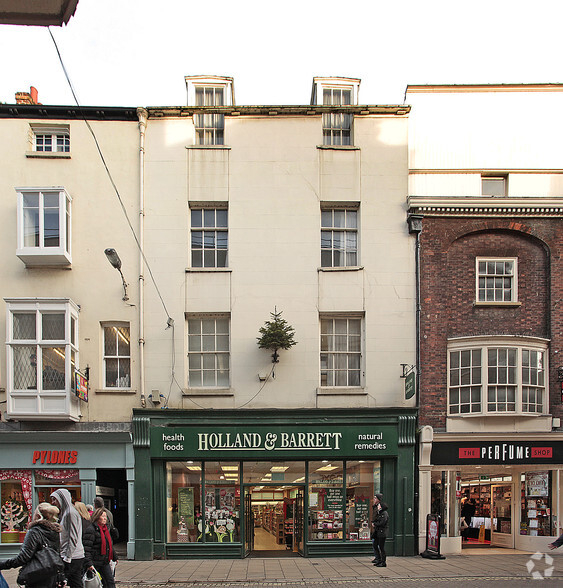 28-30 Coney St, York for lease - Primary Photo - Image 1 of 2