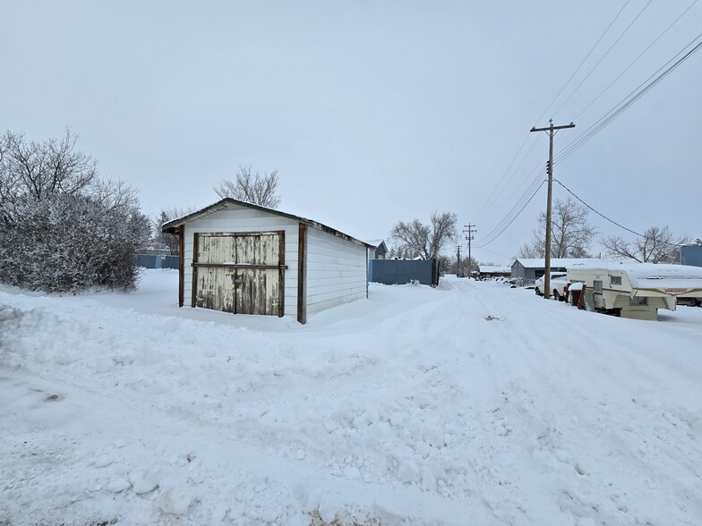 128 1 Ave, Hussar, AB for sale - Primary Photo - Image 1 of 5