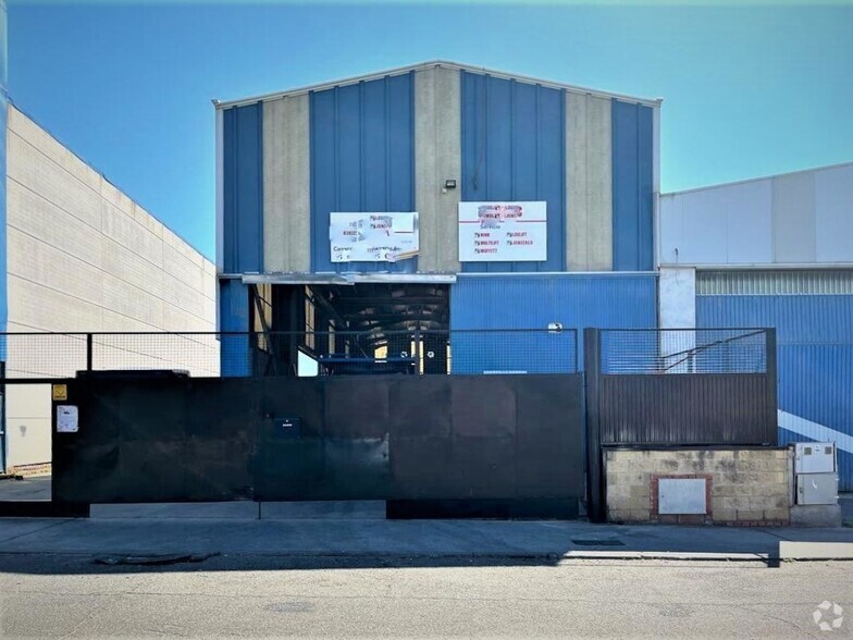 Industrial in CAMARMA DE ESTERUELAS, MAD for sale - Primary Photo - Image 1 of 17