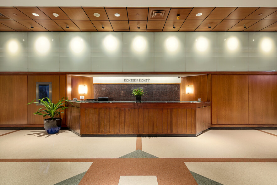 1880 John F Kennedy Blvd, Philadelphia, PA for lease - Lobby - Image 3 of 27