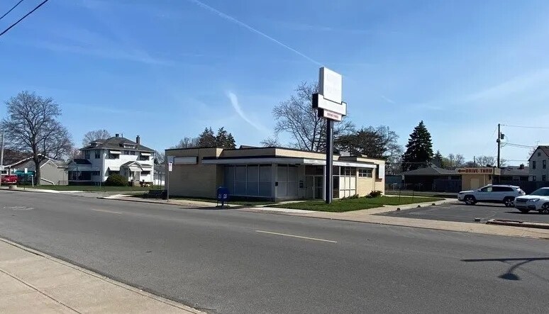 4718-4730 N Summit St, Toledo, OH for sale - Primary Photo - Image 1 of 1