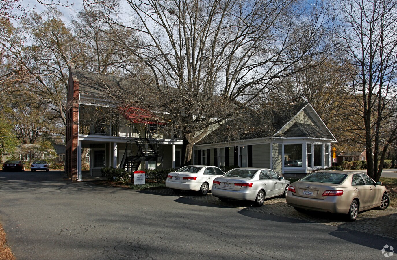 5109 Monroe Rd, Charlotte, NC 28205