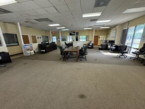 555 Dog Track Rd, Longwood, FL for lease Interior Photo- Image 2 of 7