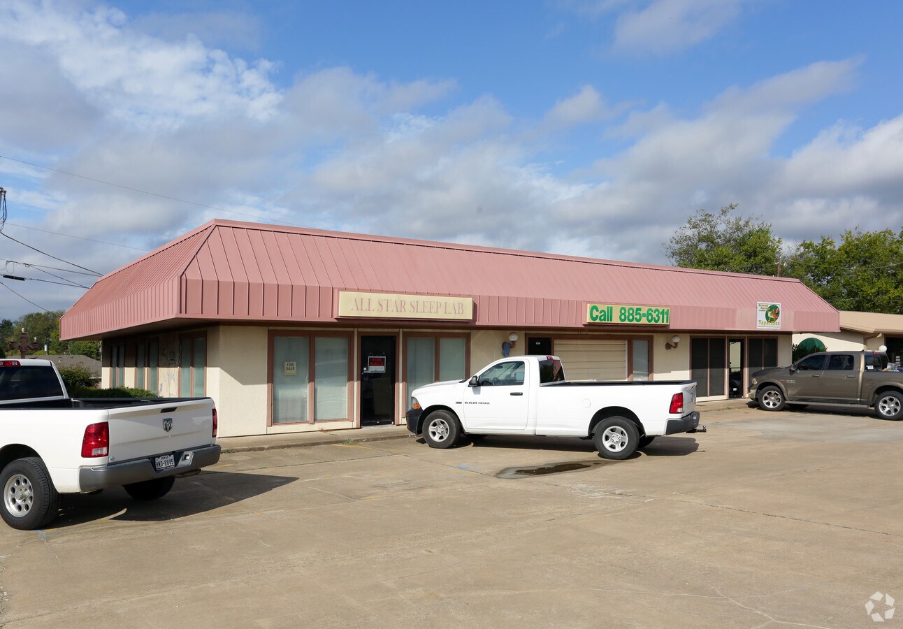 455 S Hillcrest Dr, Sulphur Springs, TX 75482