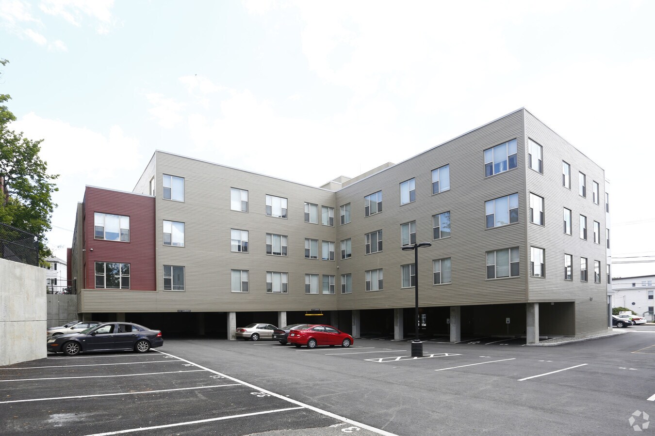 181 Washington St, Somerville, MA 02143