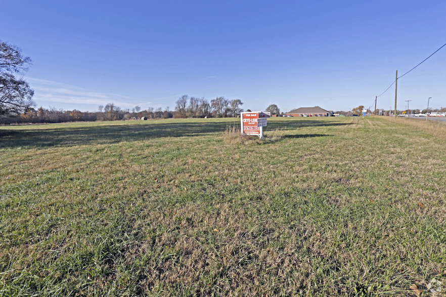 000 Highway 12, Gentry, AR for sale - Primary Photo - Image 1 of 1