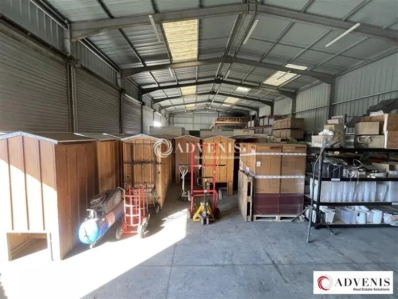 Flex in Bassens for sale - Interior Photo - Image 2 of 9