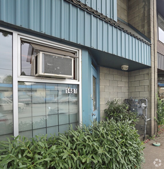 1481 Dominion St, North Vancouver, BC for sale - Building Photo - Image 3 of 3